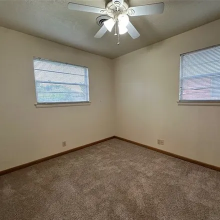 Image 9 - 2015 Delaware St, Norman, Oklahoma, 73071 - House for rent