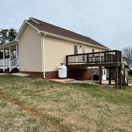 Image 4 - 152 Pumping Station Road, Spout Spring, Appomattox County, VA 24593, USA - House for sale