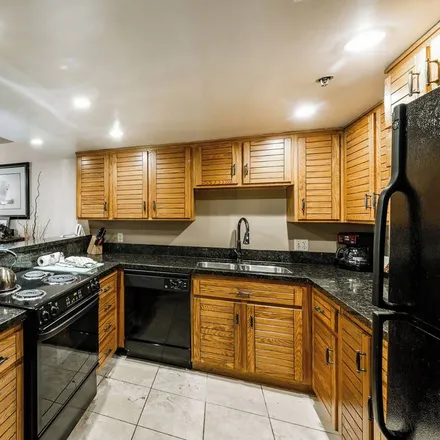 Rent this 2 bed condo on Park City