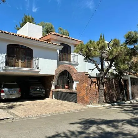 Rent this 4 bed house on Callejón del Sereno in San Wenceslao, 45129 Zapopan