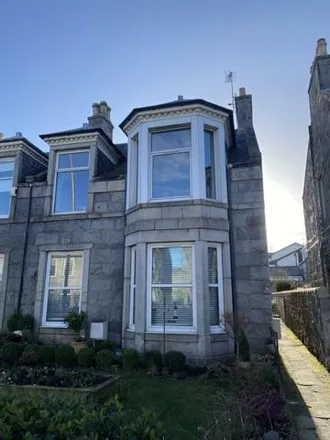 Rent this studio apartment on 67 in 69 Clifton Road, Aberdeen City