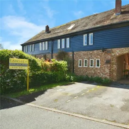 Image 1 - 1, 2 Yew Lane, Reading, RG1 6DA, United Kingdom - House for sale