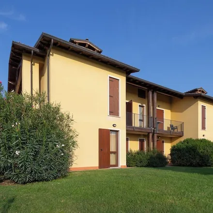Image 9 - Gardasee-Emoitions, Via Petrarca 41, 37019 Peschiera del Garda VR, Italy - Apartment for rent