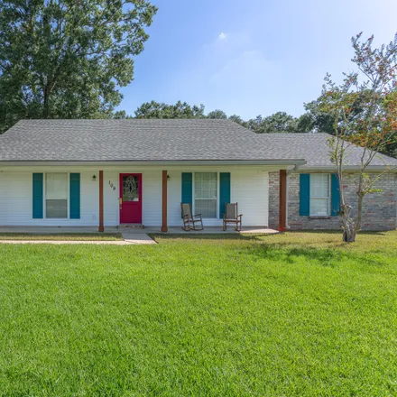 Buy this 3 bed house on 107 Greenfield Drive in Lafayette Parish, LA 70520