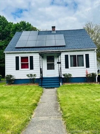 Buy this 4 bed house on 235 Tracy Ave in Waterbury, Connecticut