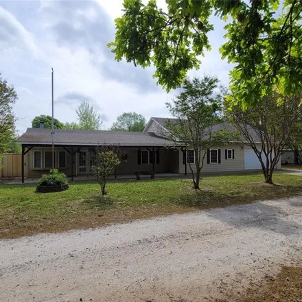 Buy this 3 bed house on 420592 Despain Place in McIntosh County, OK 74432