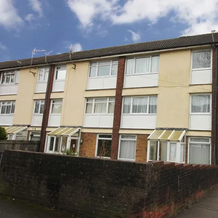Rent this 3 bed apartment on Cae Fardre in Church Village, CF38 1DR