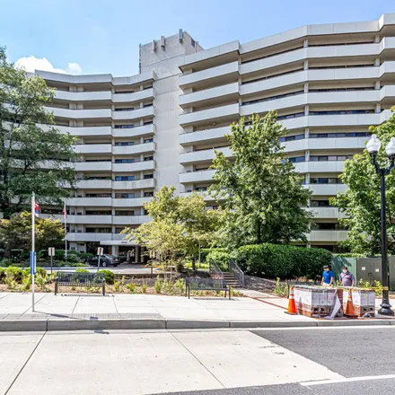 Rent this 1 bed apartment on 5300 Columbia Pike in Parkglen, Arlington