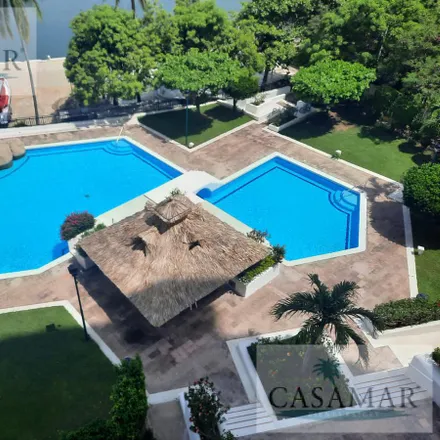 Buy this 12 bed apartment on Privada La Marina in Barrio del Ceviche, 39300 Acapulco