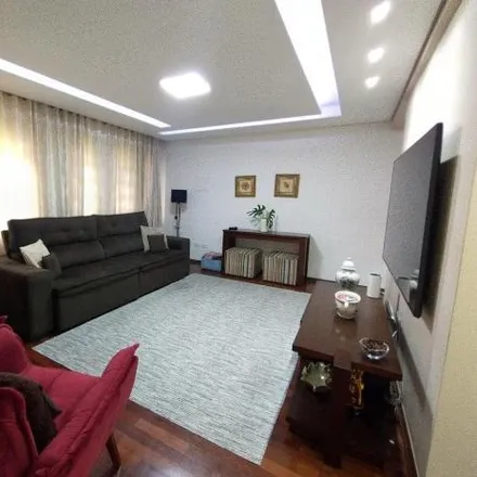 Rent this 3 bed house on Rua Guaporé 617 in Santa Maria, São Caetano do Sul - SP