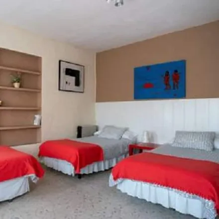 Image 9 - Seville, Andalusia, Spain - Apartment for rent