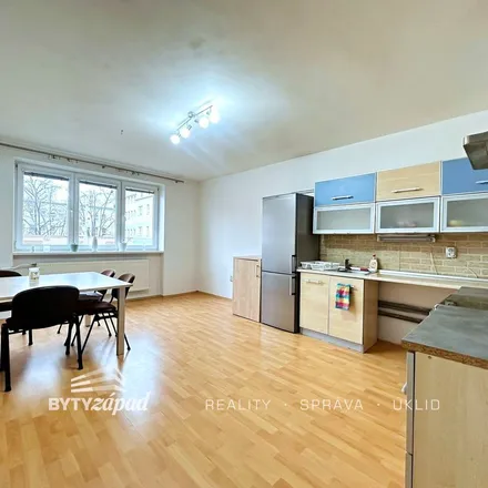 Image 8 - 16, Edvarda Beneše, 301 00 Pilsen, Czechia - Apartment for rent