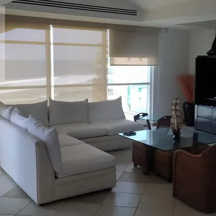 Rent this studio apartment on Calle Playa Larga in 39300 Acapulco, GRO
