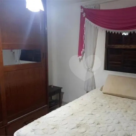 Buy this 3 bed house on Rua Dona Martinha 537 in Imirim, São Paulo - SP