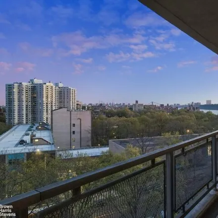 Image 1 - 650 West 239th Street, New York, NY 10463, USA - Apartment for sale