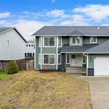 Buy this 5 bed house on 14202 Southeast 282nd Street in Kent, WA 98042