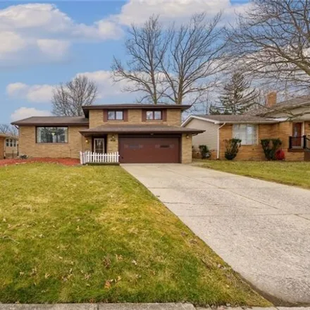 Rent this 5 bed house on 2191 Oaklawn Drive in Parma, OH 44134