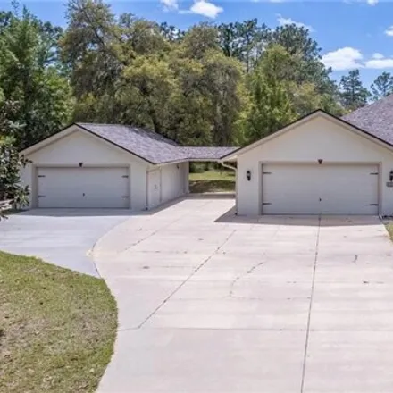 Buy this 4 bed house on 3119 West Beamwood Drive in Citrus County, FL 34465