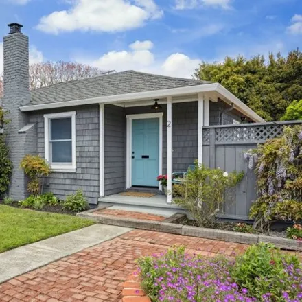 Buy this 3 bed house on 6 Oxford Avenue in Mill Valley, CA 94941