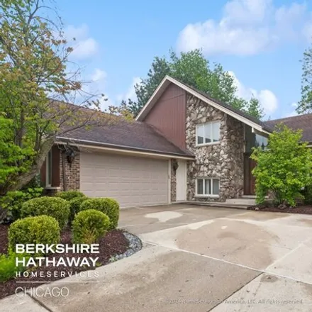 Image 1 - 251 Rogers Court, Willowbrook, DuPage County, IL 60527, USA - House for sale