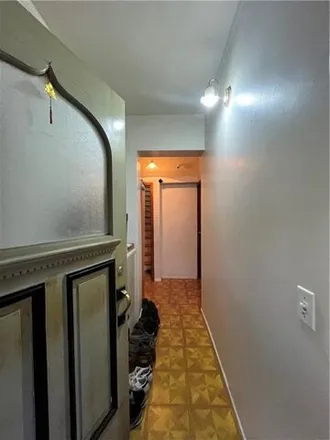 Image 2 - 1951 64th Street, New York, NY 11204, USA - House for sale