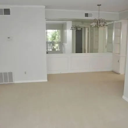 Image 4 - 1180 Uptown Park Boulevard, Houston, TX 77056, USA - House for rent