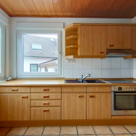 Rent this 2 bed apartment on Offenbacher Straße 78 in 63303 Sprendlingen, Germany