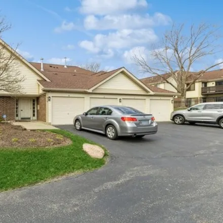 Buy this 2 bed condo on 948 East Kings Row in Palatine Township, IL 60074