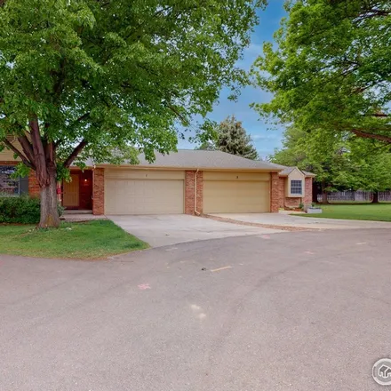 Image 3 - 720 Arbor Avenue, Fort Collins, CO 80526, USA - Townhouse for sale