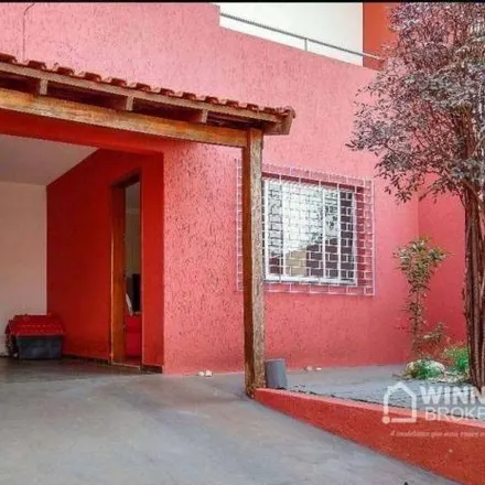 Buy this 3 bed house on Rua Eliane Alvin Dias in Coliseu, Londrina - PR