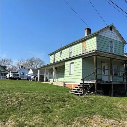 Image 3 - 348 Prospect Street, Point Marion, Fayette County, PA 15474, USA - House for sale