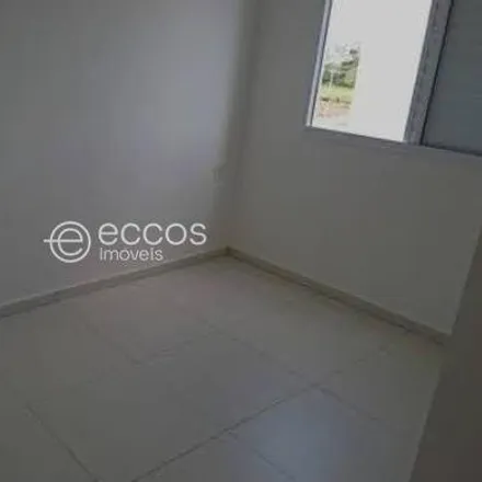 Buy this 2 bed apartment on Alameda José Oliveira Guimarães in Jardim Holanda, Uberlândia - MG