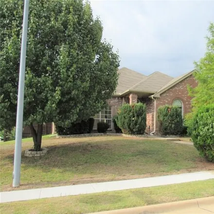 Rent this 3 bed house on 7278 Lavenham Drive in Plano, TX 75025