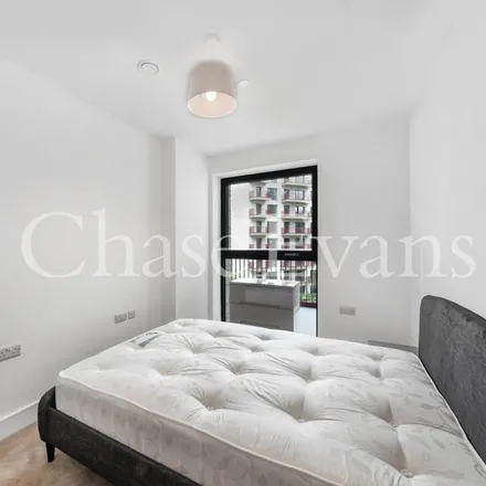 Image 6 - Tasty Jerk, 15b Sayer Street, London, SE17 1FY, United Kingdom - Apartment for rent