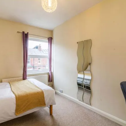 Image 6 - 128 Portland Road, Nottingham, NG7 4GP, United Kingdom - Apartment for rent