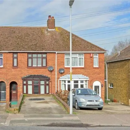 Image 1 - 80 Staplehurst Road, Sittingbourne, ME10 2LX, United Kingdom - Townhouse for sale