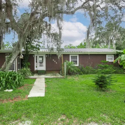 Buy this 3 bed house on Old Dixie Highway in Auburndale, FL 33823