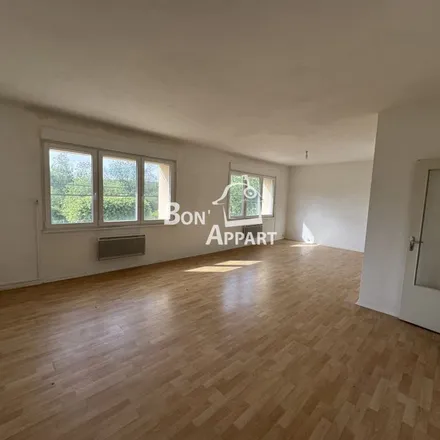 Rent this 4 bed apartment on 49 Rue Pasteur in 54310 Homécourt, France