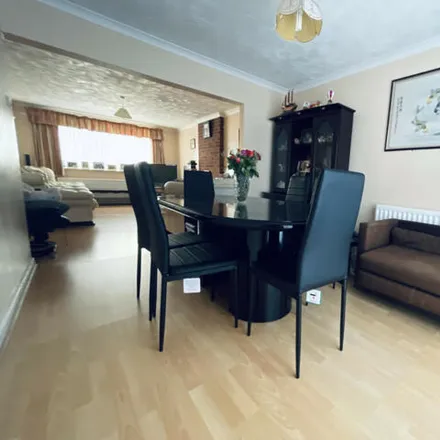 Image 5 - Grove Park Avenue, Liverpool, L12 5JP, United Kingdom - House for sale