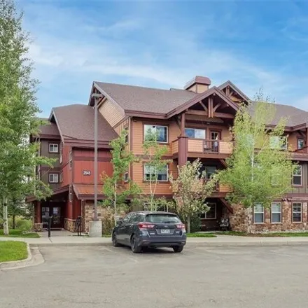 Buy this 1 bed condo on First Tracks Lodge in Cattle Kate Circle, Steamboat Springs