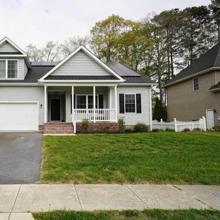 Buy this 4 bed house on 28046 Cross Creek Drive in Salisbury, MD 21801