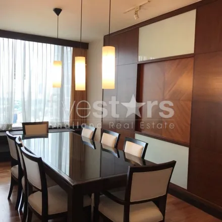 Rent this 3 bed apartment on 7-Eleven in Witthayu Road, Witthayu