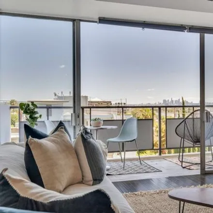 Image 6 - Sunset Marquis, 1200 Alta Loma Road, West Hollywood, CA 90069, USA - Condo for sale