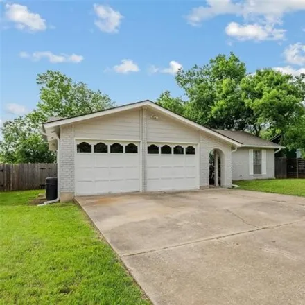 Rent this 3 bed house on 585 Buckskin Drive in Round Rock, TX 78681