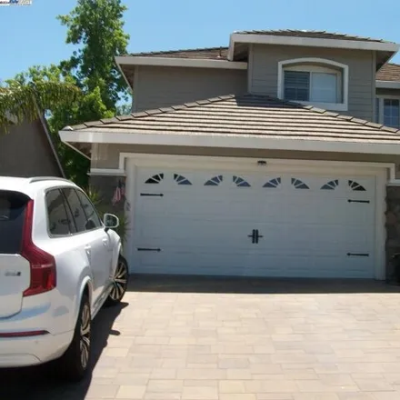Buy this 4 bed house on 1042 New Holland Court in Brentwood, CA 94513