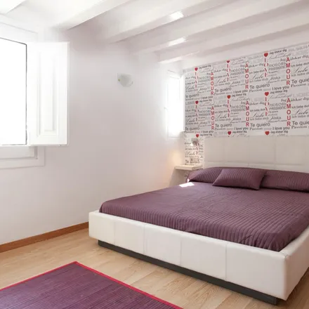 Rent this 1 bed apartment on Carrer d'en Roig in 1B, 08001 Barcelona