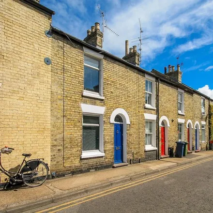 Rent this 2 bed townhouse on 2 St Matthew's Street in Cambridge, CB1 2LT