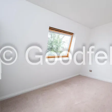 Image 5 - Brook Court, London, SM3 8JE, United Kingdom - Room for rent