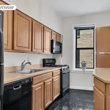 Image 5 - 24 Bennett Avenue, New York, NY 10033, USA - Apartment for sale