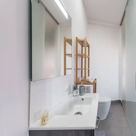 Rent this 2 bed apartment on Pousada do Porto Freixo Palace Hotel in Estrada Nacional 108 206, 4300-316 Porto